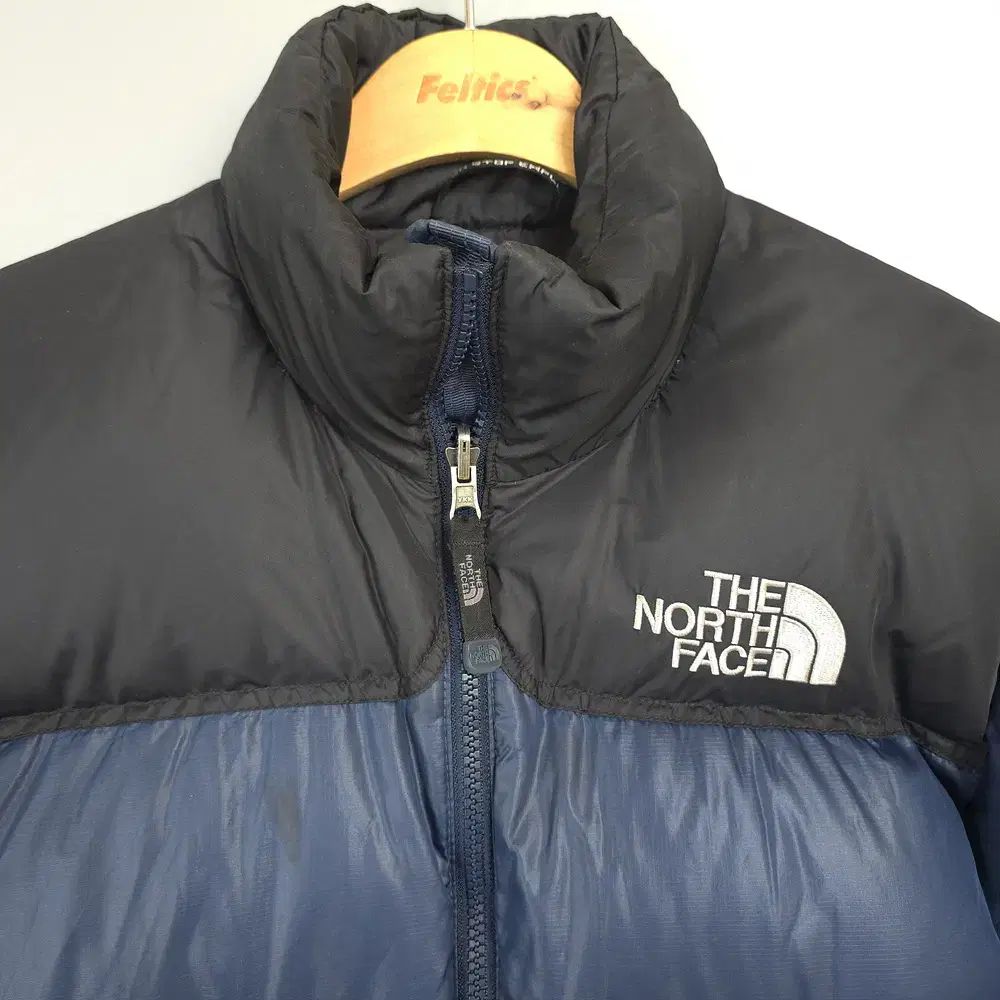 ザノースフェイス　ヌプシ　ダウンジャケット　ネイビー　85／XS THE NORTH FACE ザ ノースフェイス The North Face アウター