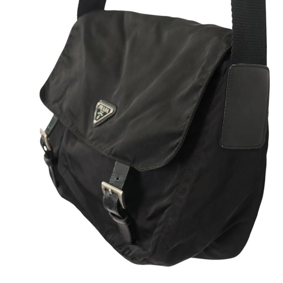 ショルダーバッグ