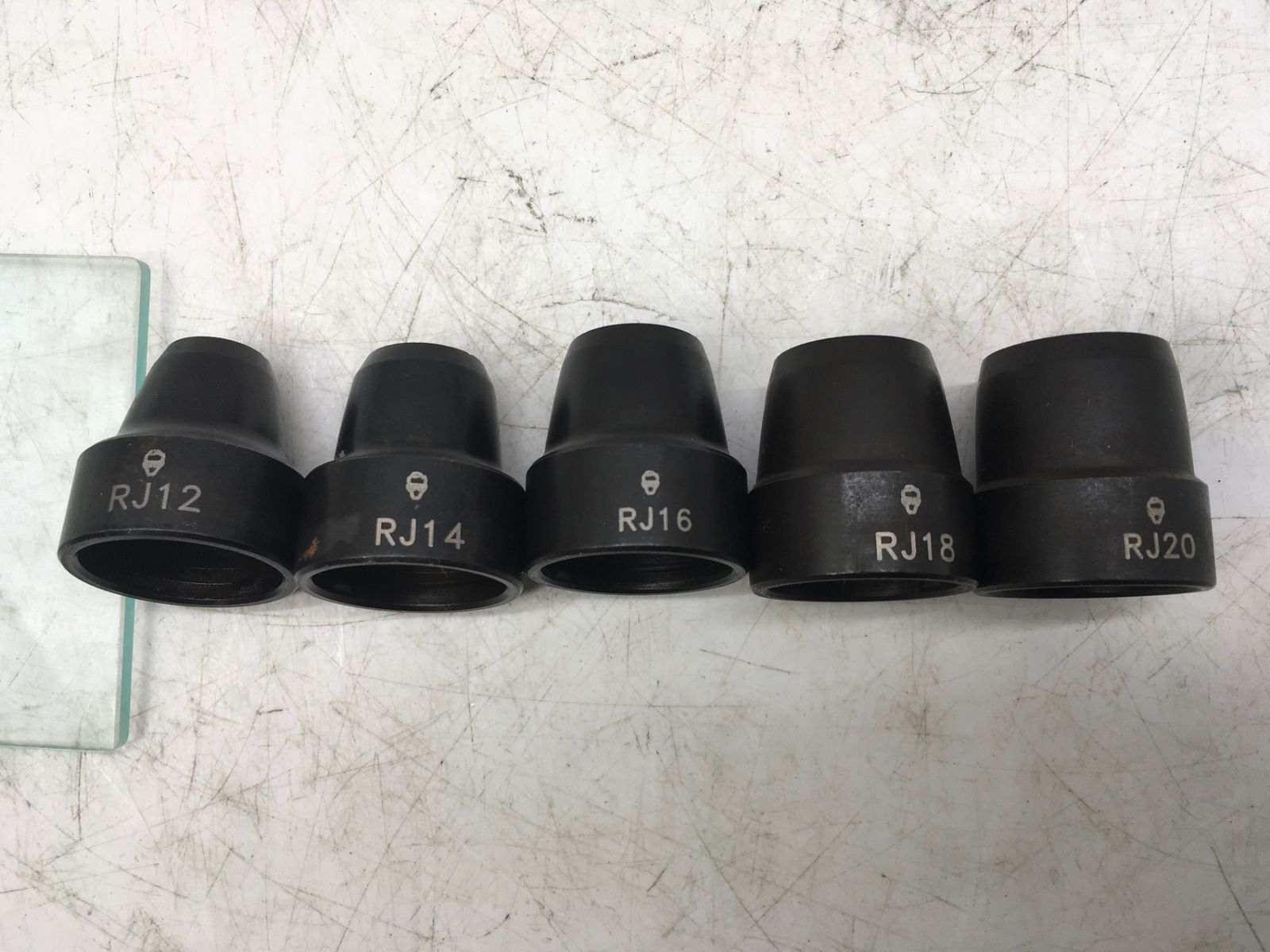 RACODON 穴あけポンチ