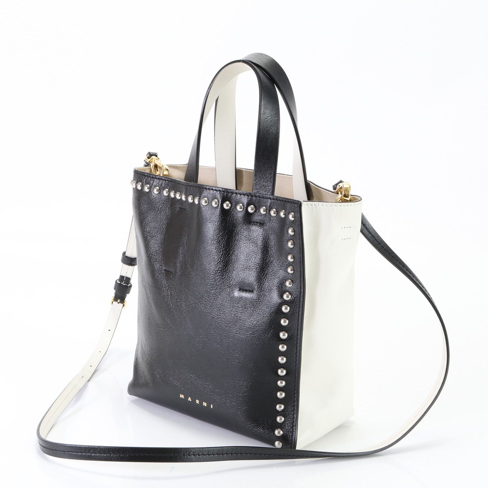 美品 MARNI マルニ ミュゼオ ソフト スタッズ レザー 2WAY ショルダー 
