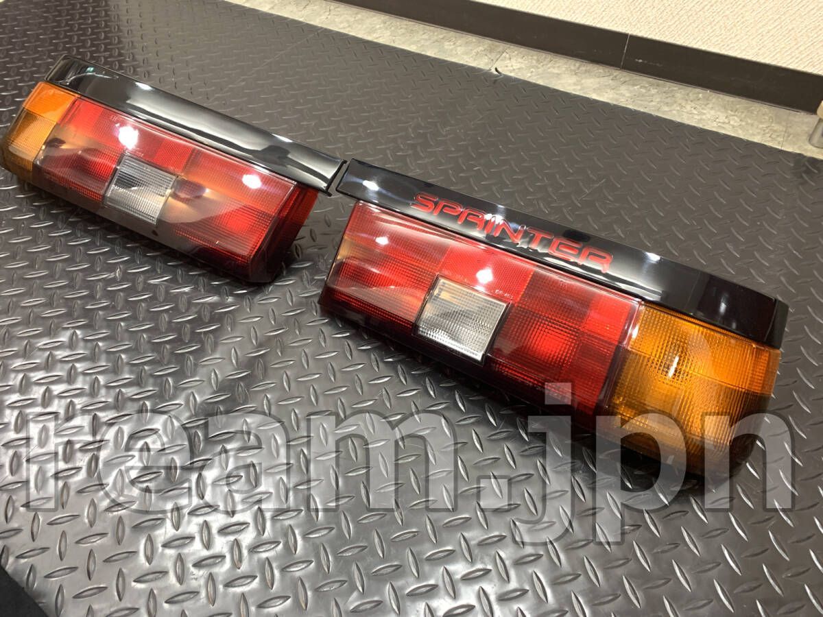 新品 トヨタ純正 AE86 前期 スプリンター トレノ テールランプ テール