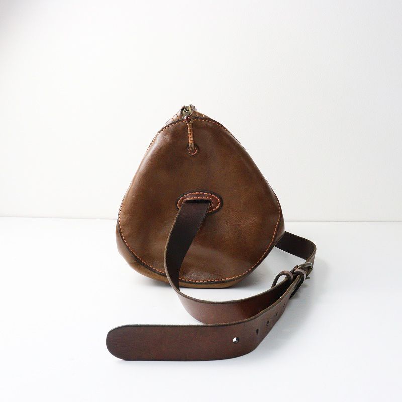 Henry Cuir アンリークイール　ショルダーバッグ　刺繍 Henry Cuir アンリークイール ショルダーバッグ 刺繍 アンリークイール