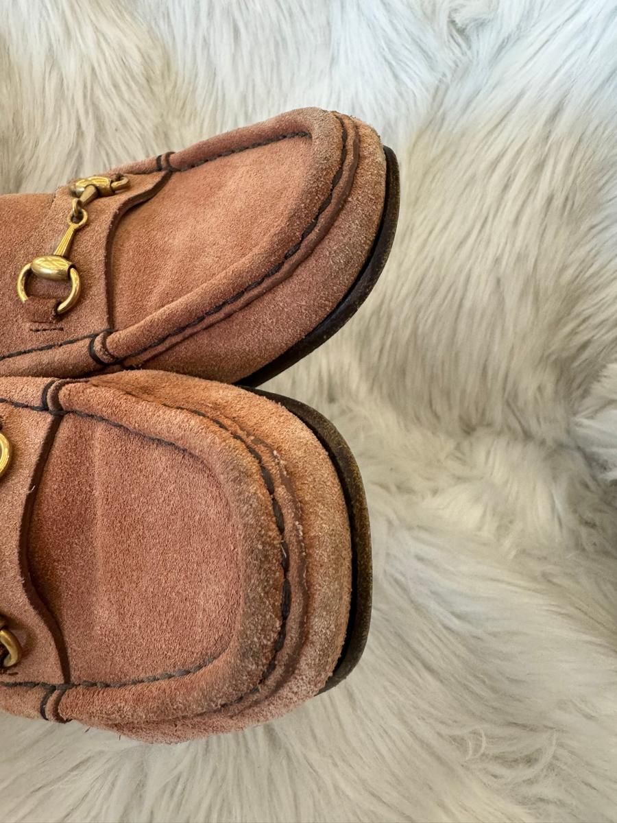 グッチ ヴィンテージ ホースビット スウェード ブラウン 22~22.5cm相当 中古・古着通販】GUCCI (グッチ) ホースビットローファー