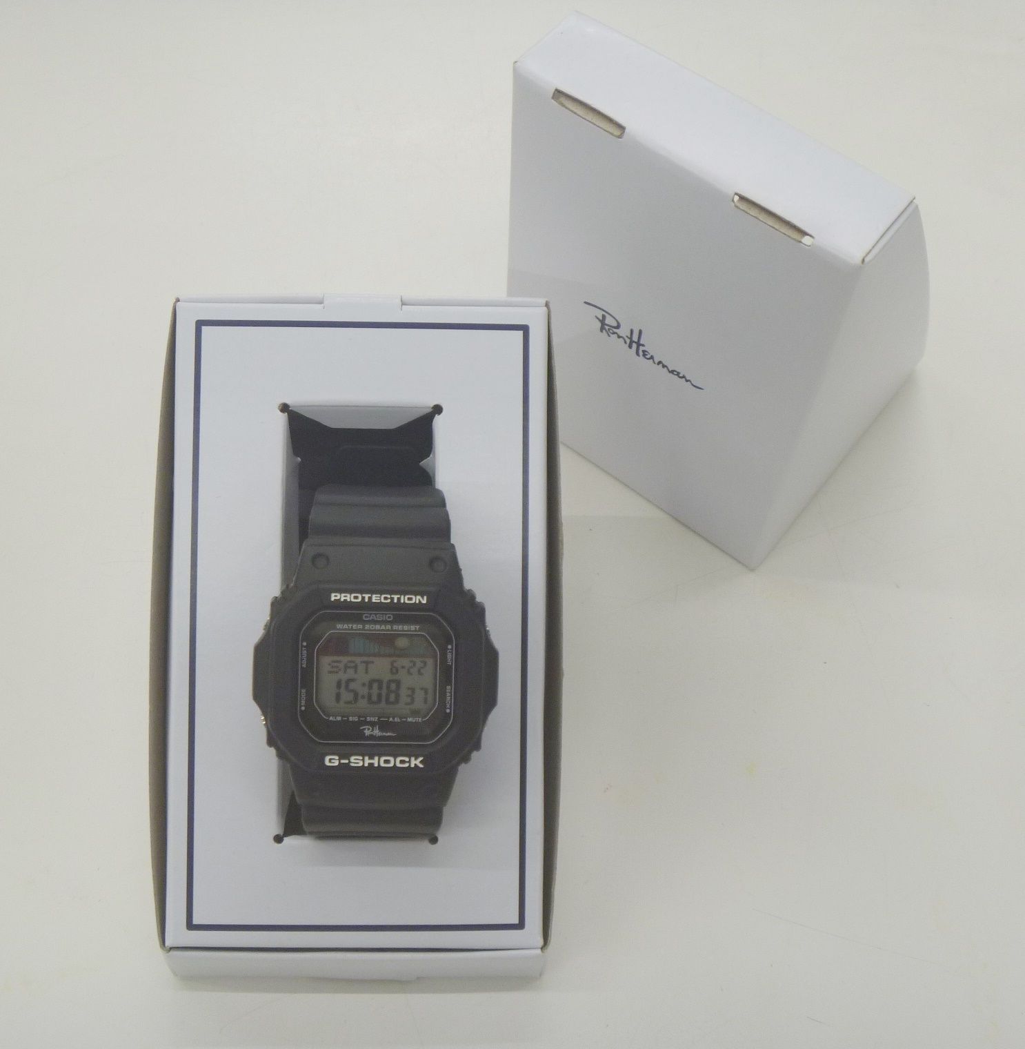 美品 カシオ CASIO G‐SHOCK GLX5600 ロンハーマン 取説・保証書・元箱付き