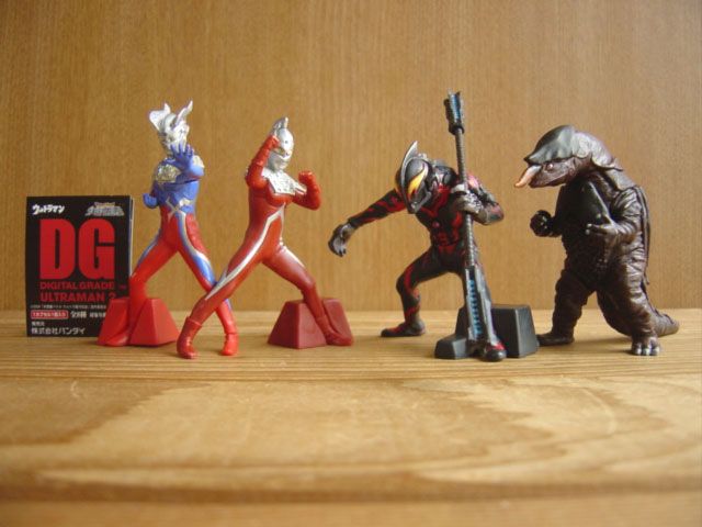 お気に入り ♯Fls31FJDGウルトラマン2人気4種 - メルカリ ゴモラ