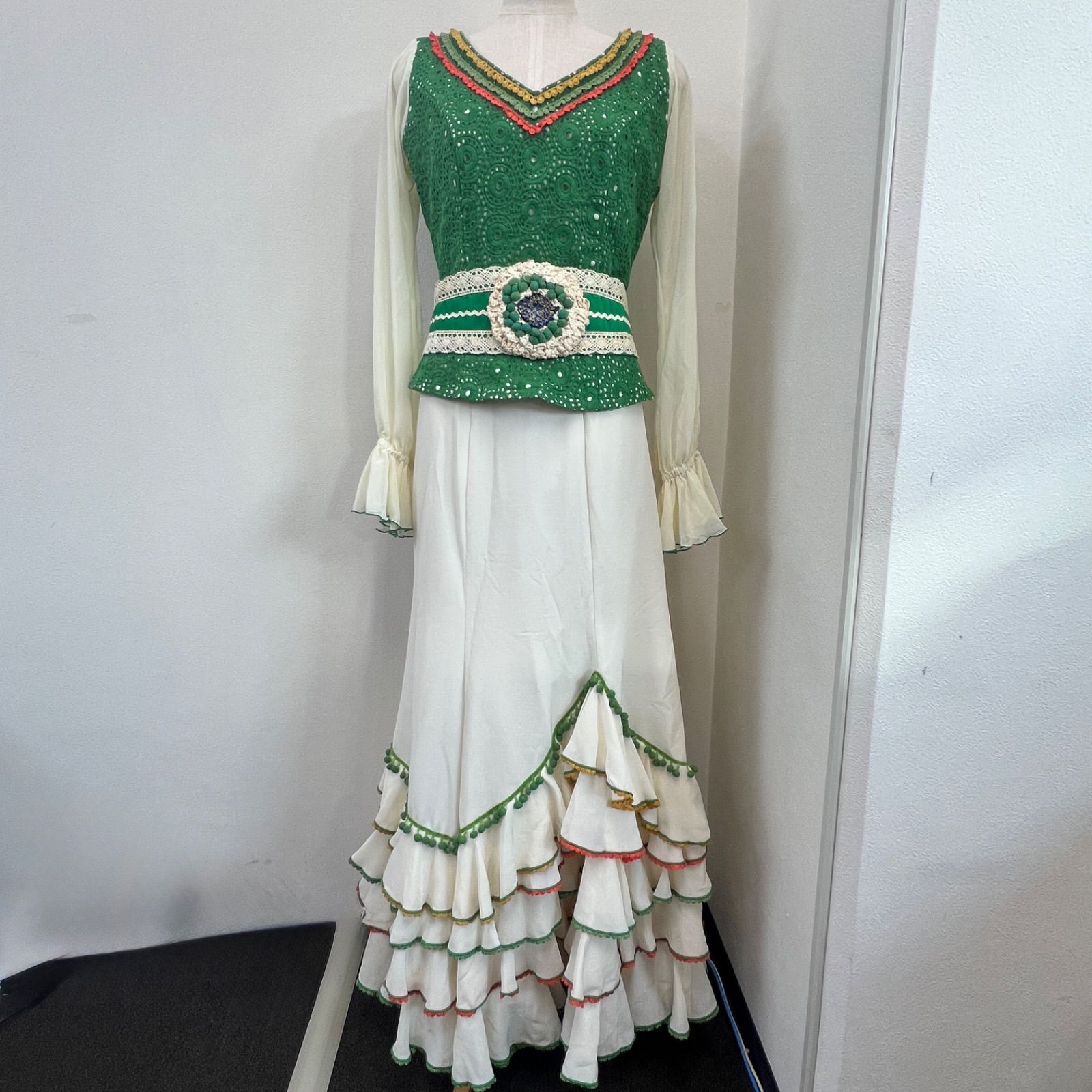 ソニアジョーンズ フラメンコ衣装 ツーピース フリル 編みレース