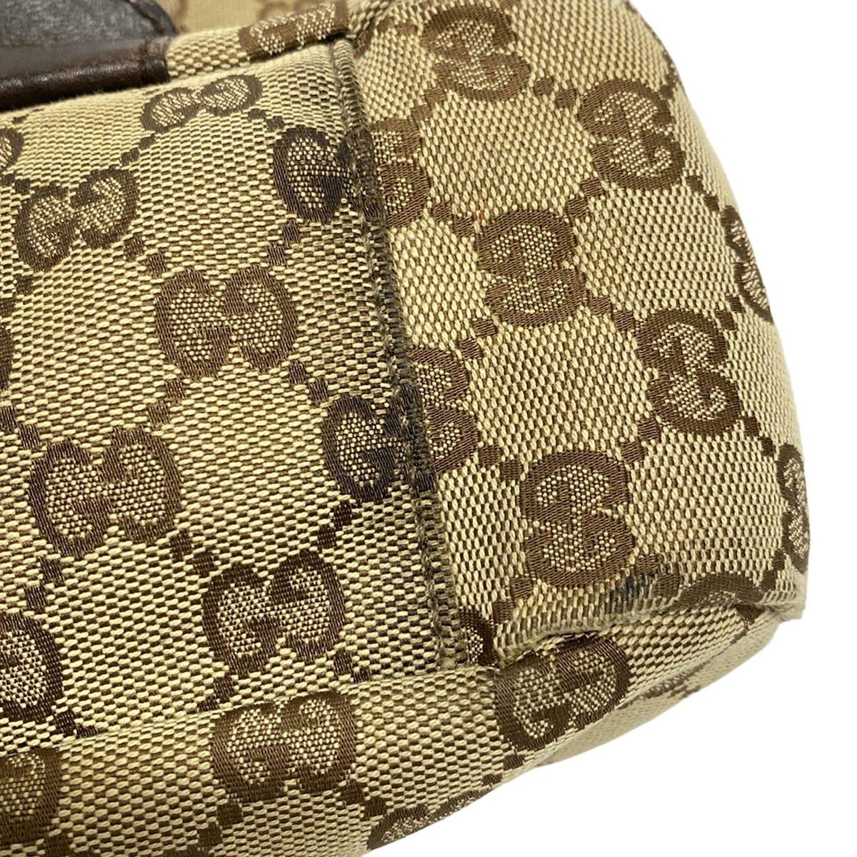 GUCCI グッチ