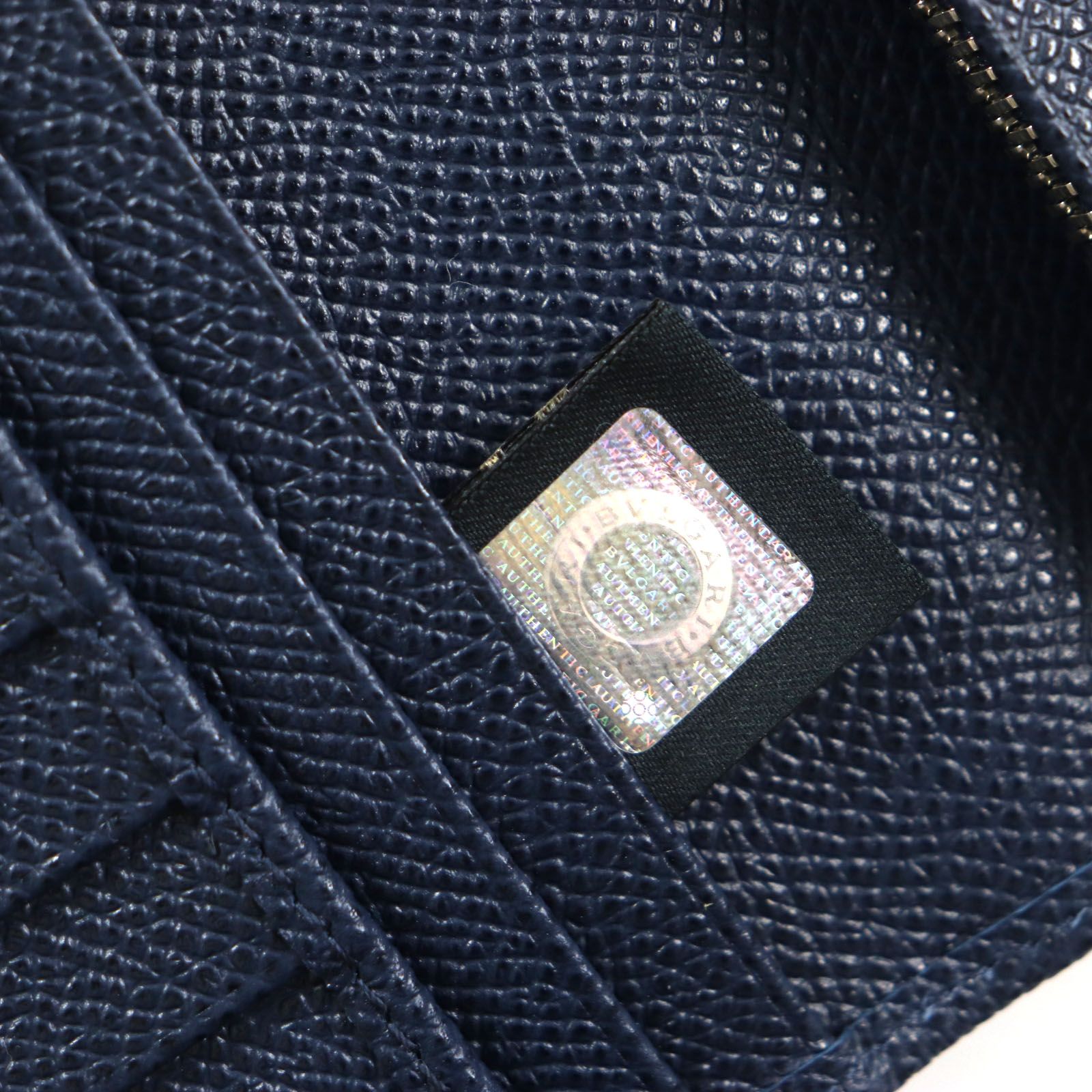 希少品】BVLGARI レザー 二つ折り 長財布 ベージュ イタリア製 元箱付