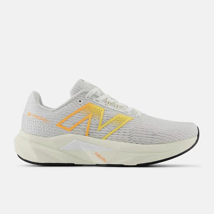 ニューバランス FuelCell Propel v5 B ランニングシューズ White with Black and Hot Mango new balance WFCPRCF5B 12500