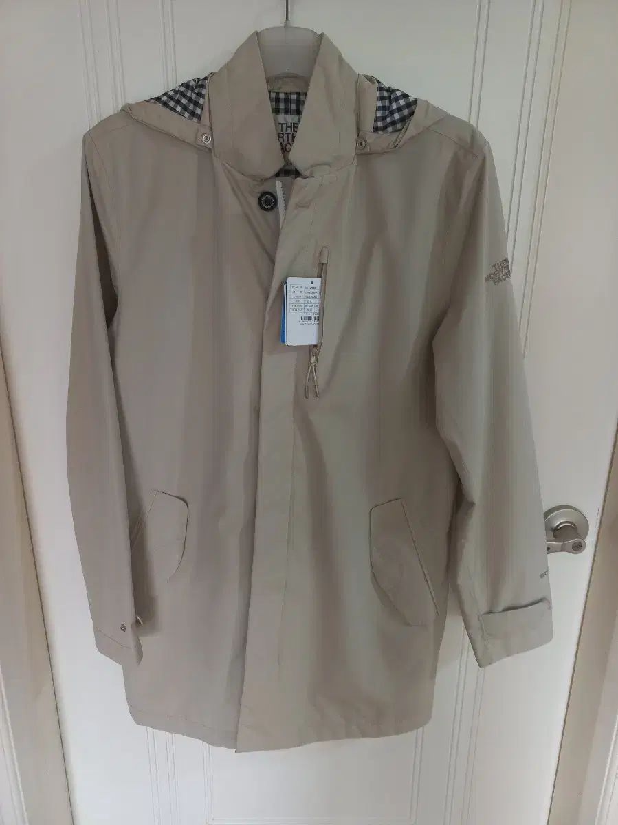 THE NORTH FACE(ザノースフェイス) ベージュ フード ジャケット