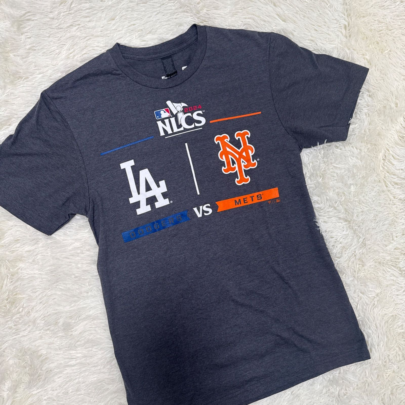 2024年NLCS MLB公式Tシャツ ロサンゼルス・ドジャースVS 2024年NLCS MLB公式Tシャツ ロサンゼルス・ドジャースVS
