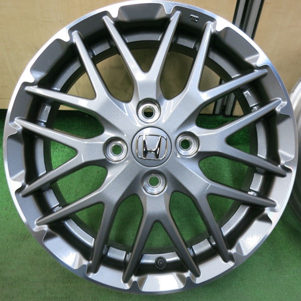 ホンダ NBOX純正15インチアルミホイール 2本① ホンダ HONDA 純正 アルミホイール 15インチ 4.5J インセット45