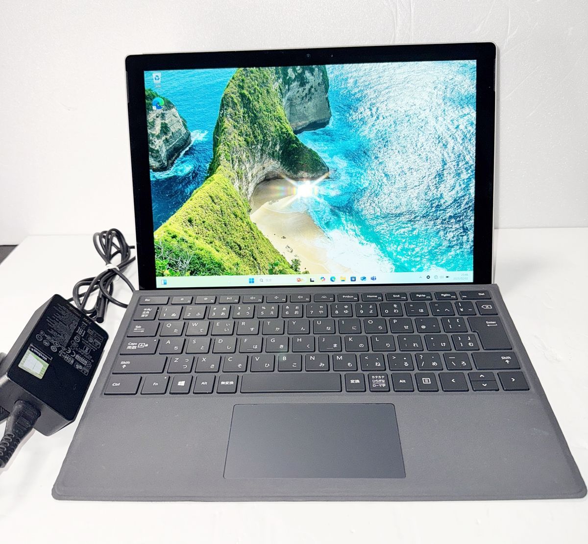 【HY】【中古】Microsoft Surface Pro 5 256GB Core i5 7300U 2.6GHz/8GB/256GB(SSD)/12.3W/(2736x1824)/windows11Pro[送料無料(一部地域を除く)]HY001