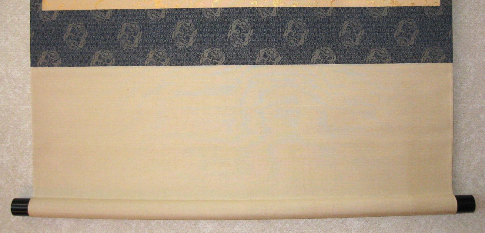 真筆】茶掛け 春水満四澤◇大徳寺 塔頭総見院 山岸久祐 共箱・タトウ箱