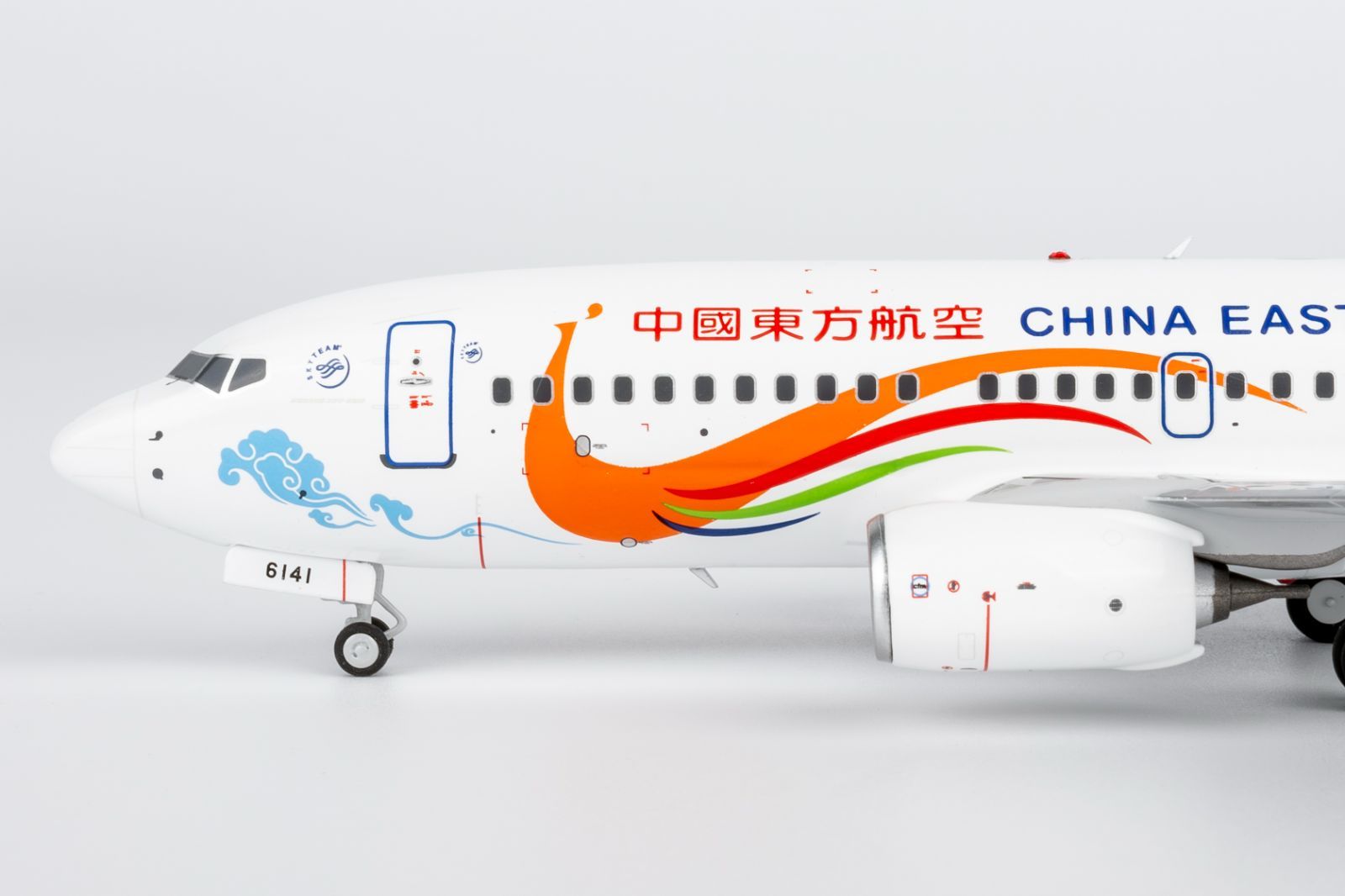 NGmodel 中国東方航空 737-700 B-6141 1|200 05024