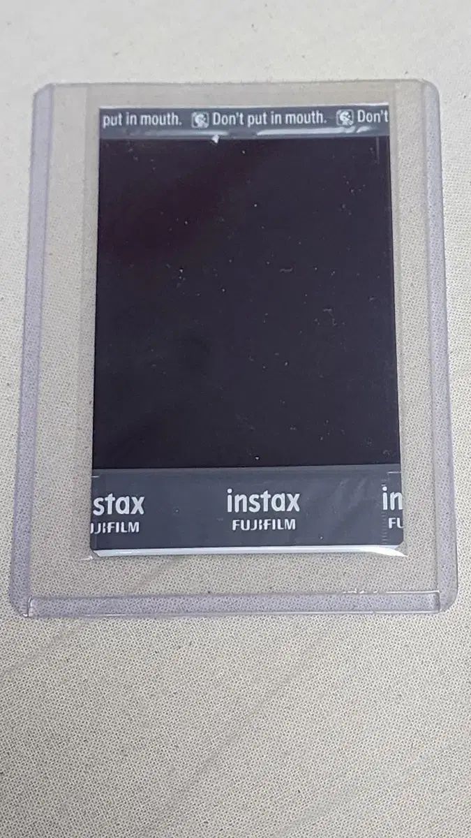 ヨンフン チェキ ポラロイド polaroid ステラ ラニア ブラックスワン