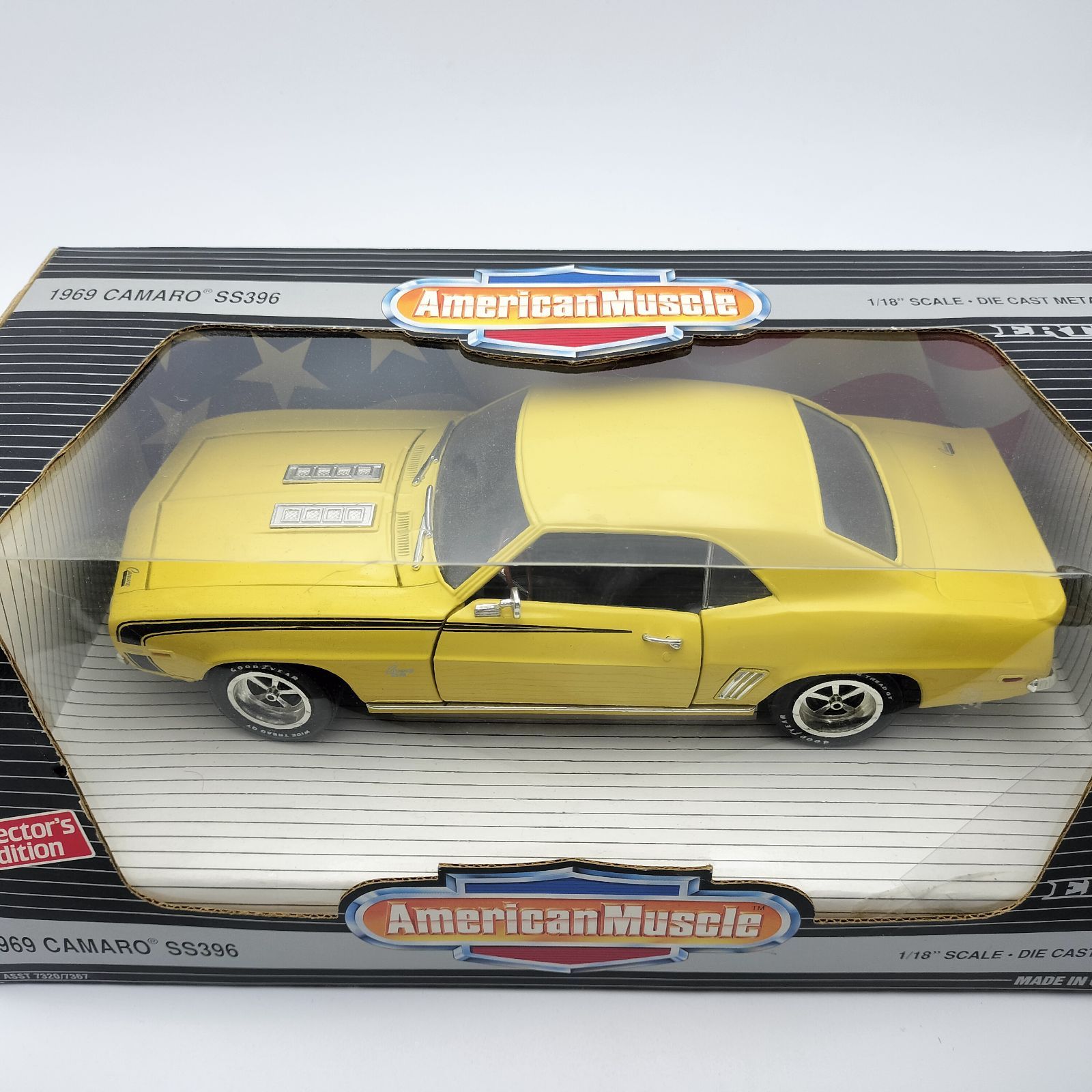 ツクダ】1969 シボレー カマロ SS396 クラッシクカー 1/18 ダイ