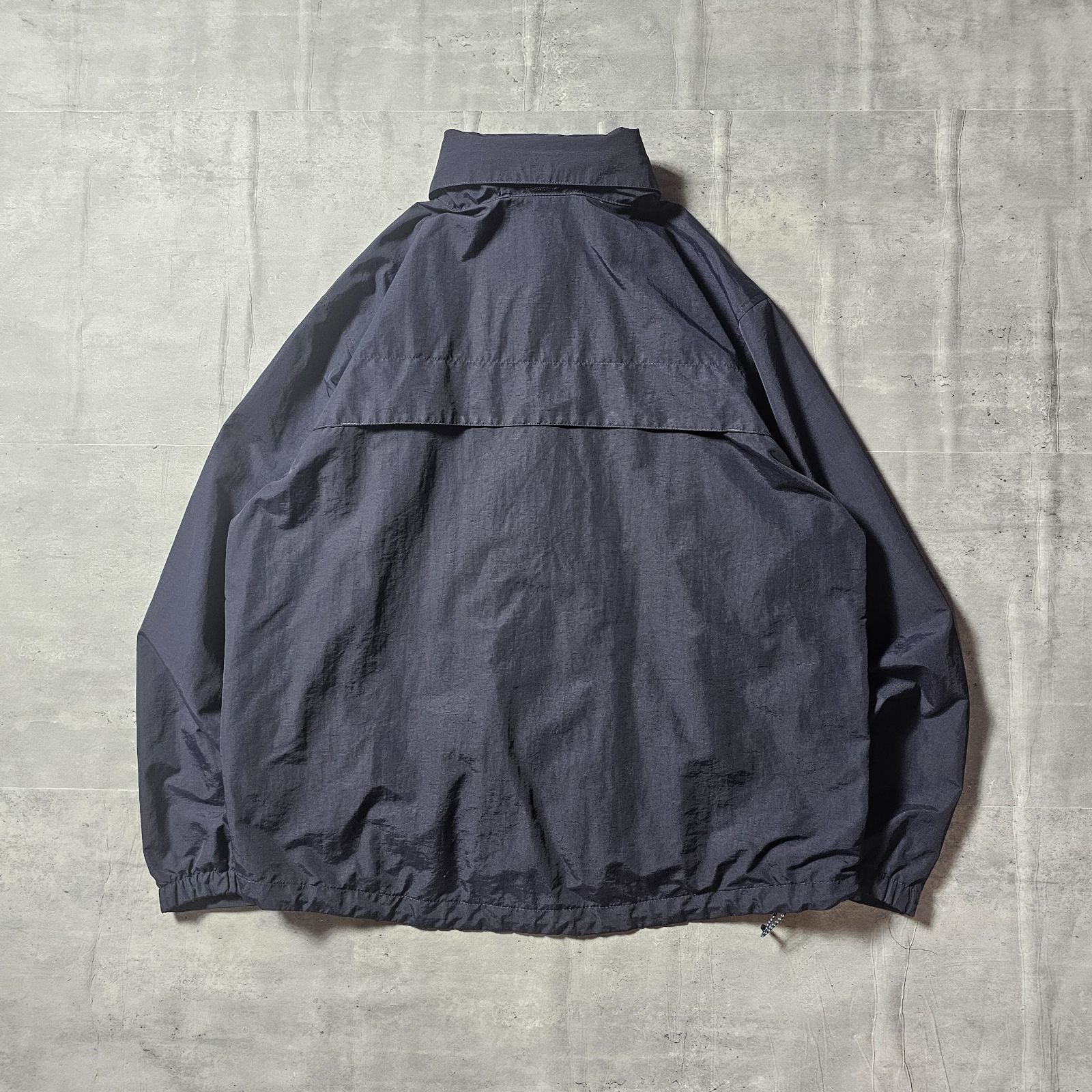 『 LANDSEND 』 ナイロンジャケット / XLサイズ / ネイビー色 LANDSEND 』 ナイロンジャケット / XLサイズ / ネイビー色