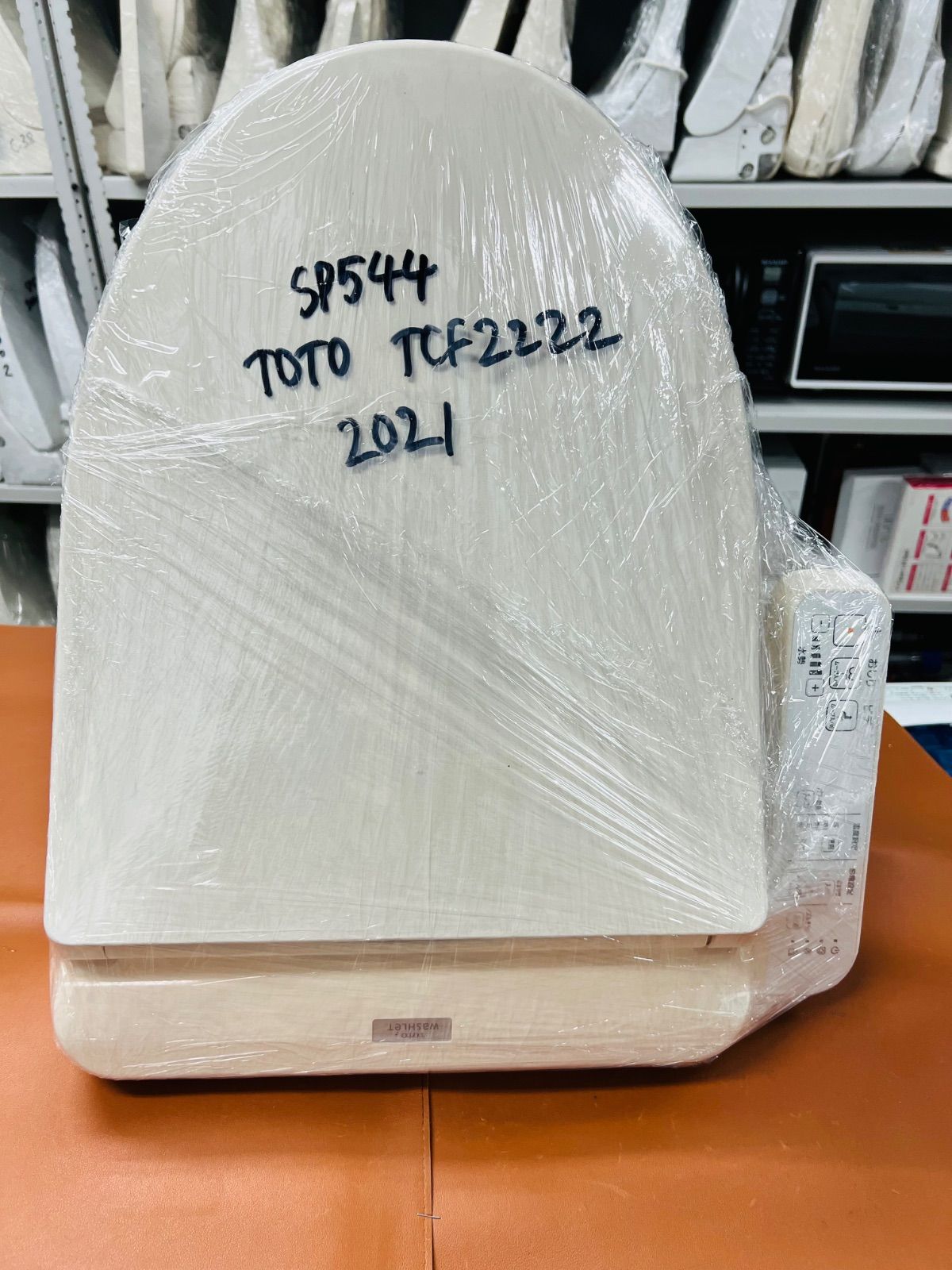 SP544 TOTO 温水洗浄便座 TCF2222E／2021年製 - メルカリ