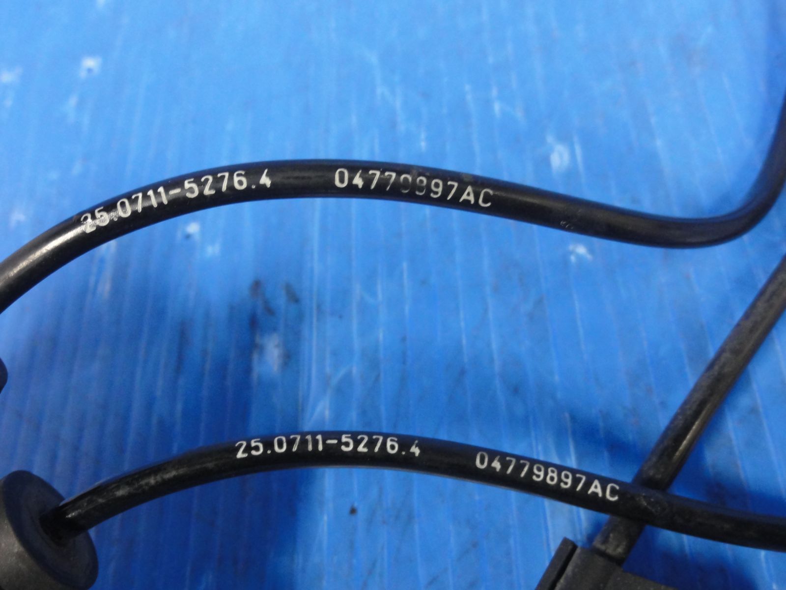 平成26年車　クライスラー　KL32　ジープ　チェロキー　リア　ABSセンサー　ブレーキセンサー　左 右　純正　走行37703km拾27713