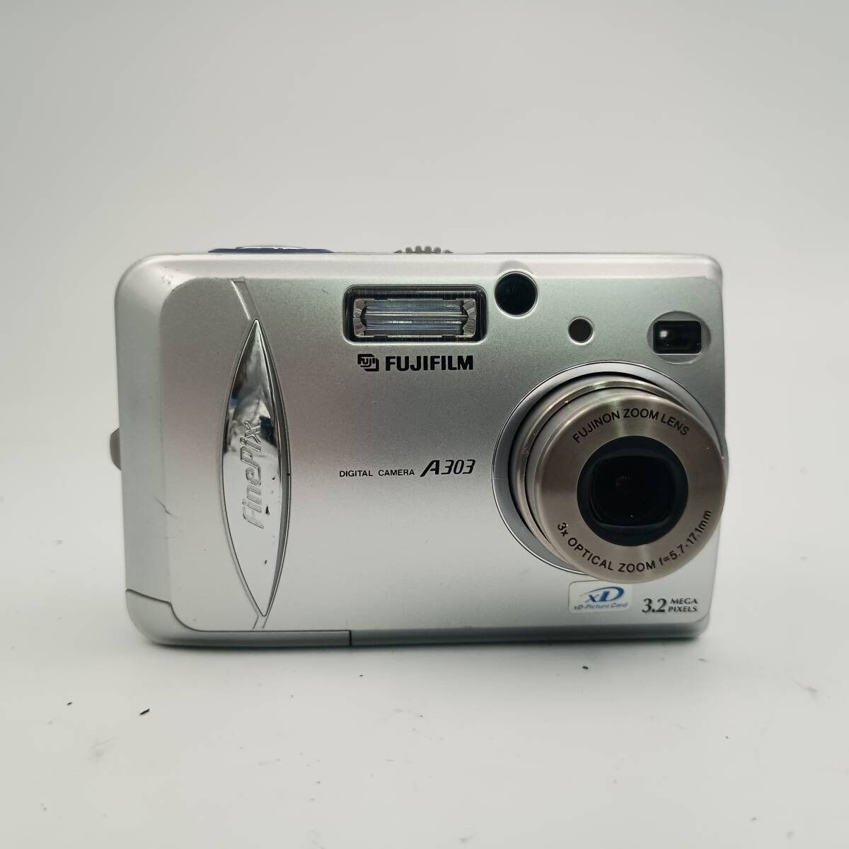 ★動作品★富士フィルム FUJIFILM FinePix A303 シルバー FUJIFILM | 企業情報 | ニュースリリース | デジタルカメラ
