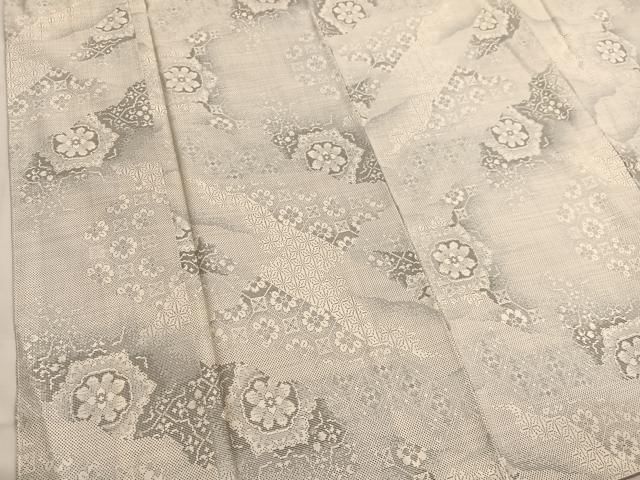 平和屋着物○本場大島紬 白大島 9マルキ 道長蜀江花文 ほていや扱い