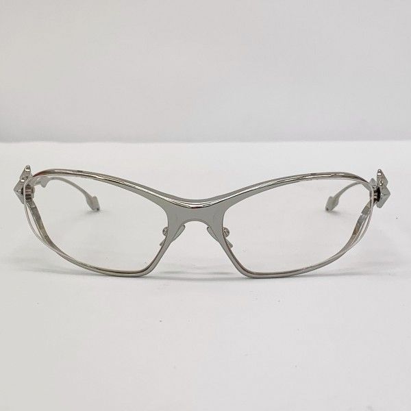 GENTLE MONSTER ジェントルモンスター YTT サングラス メガネ BOLD TITANIUM レディース 58□20-135 シルバー 服飾 DF16912