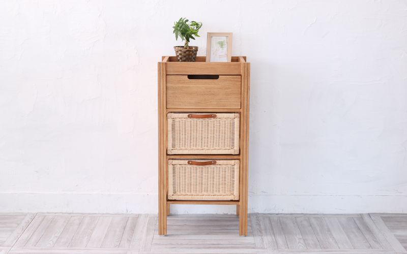 チーク無垢材とラタンのランドリーチェスト