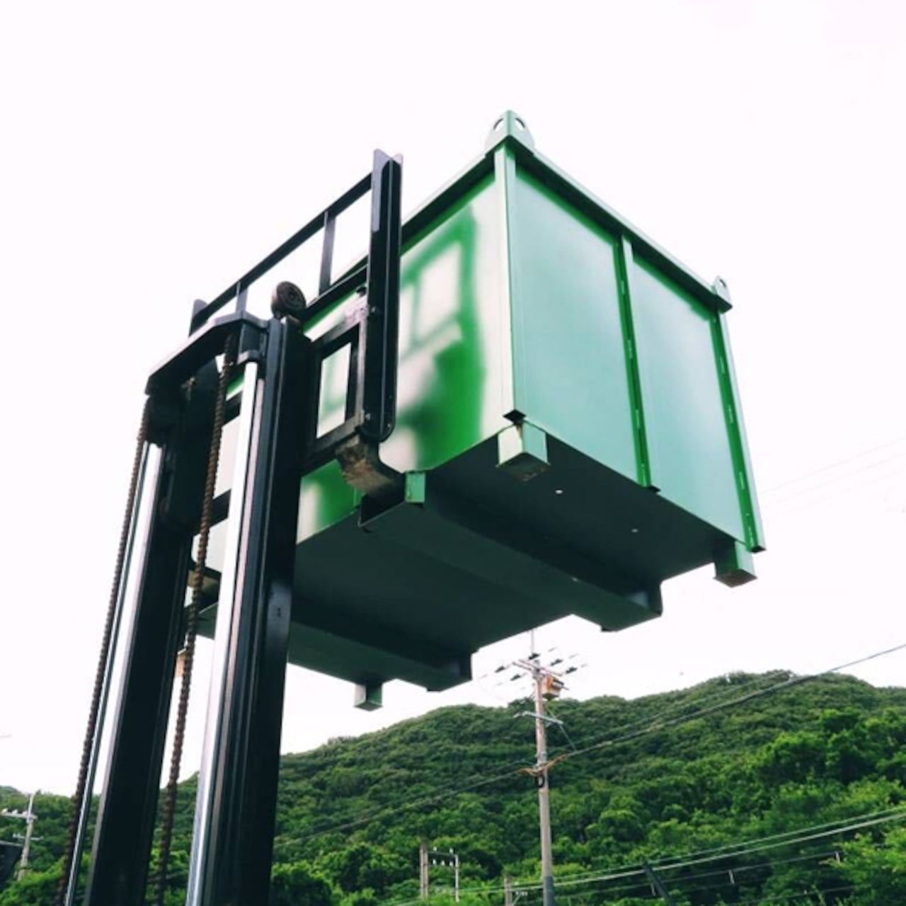 吊り下げ対応 積重ね