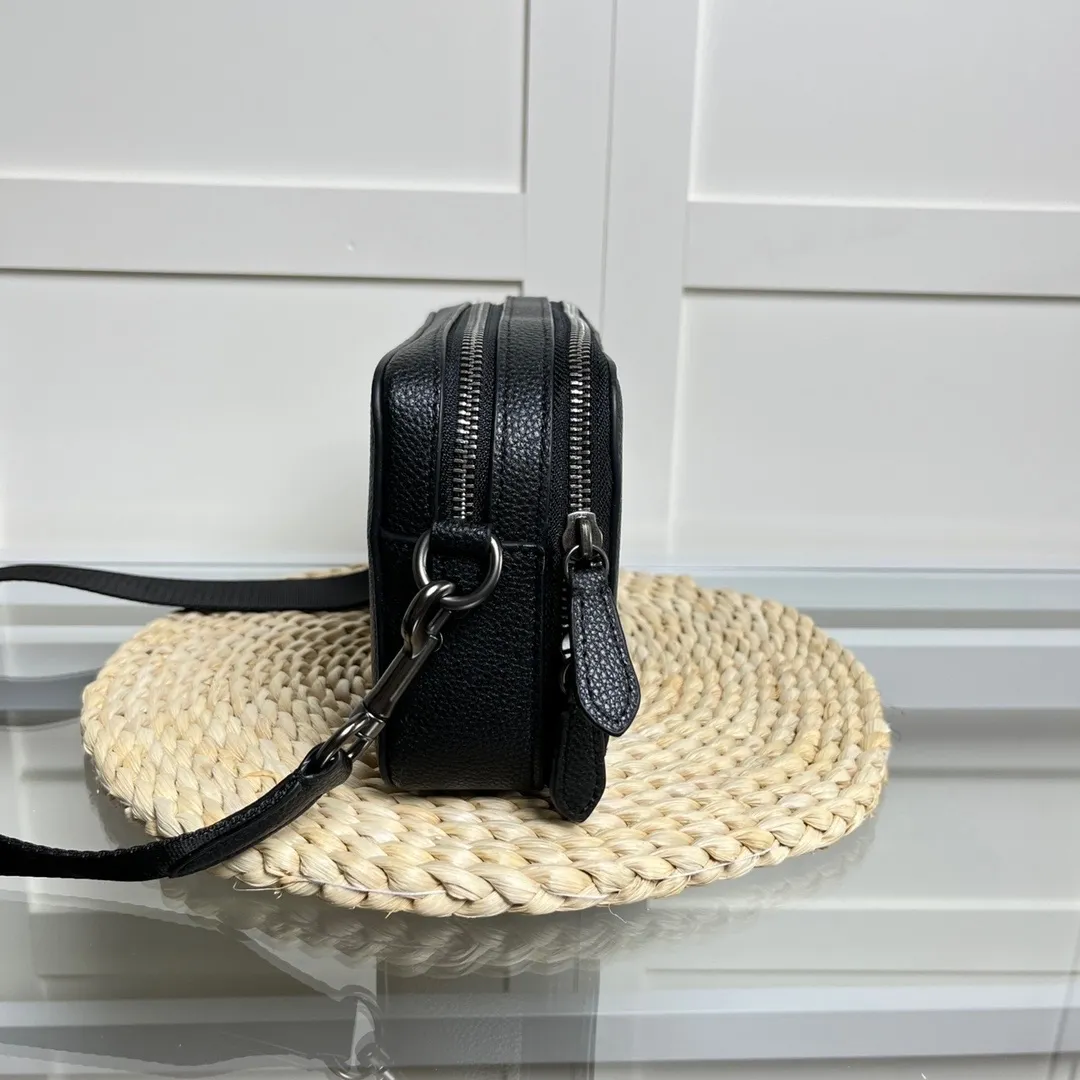 コーチ チャーター クロスボディ 19・シグネチャー キャンバス CR782  