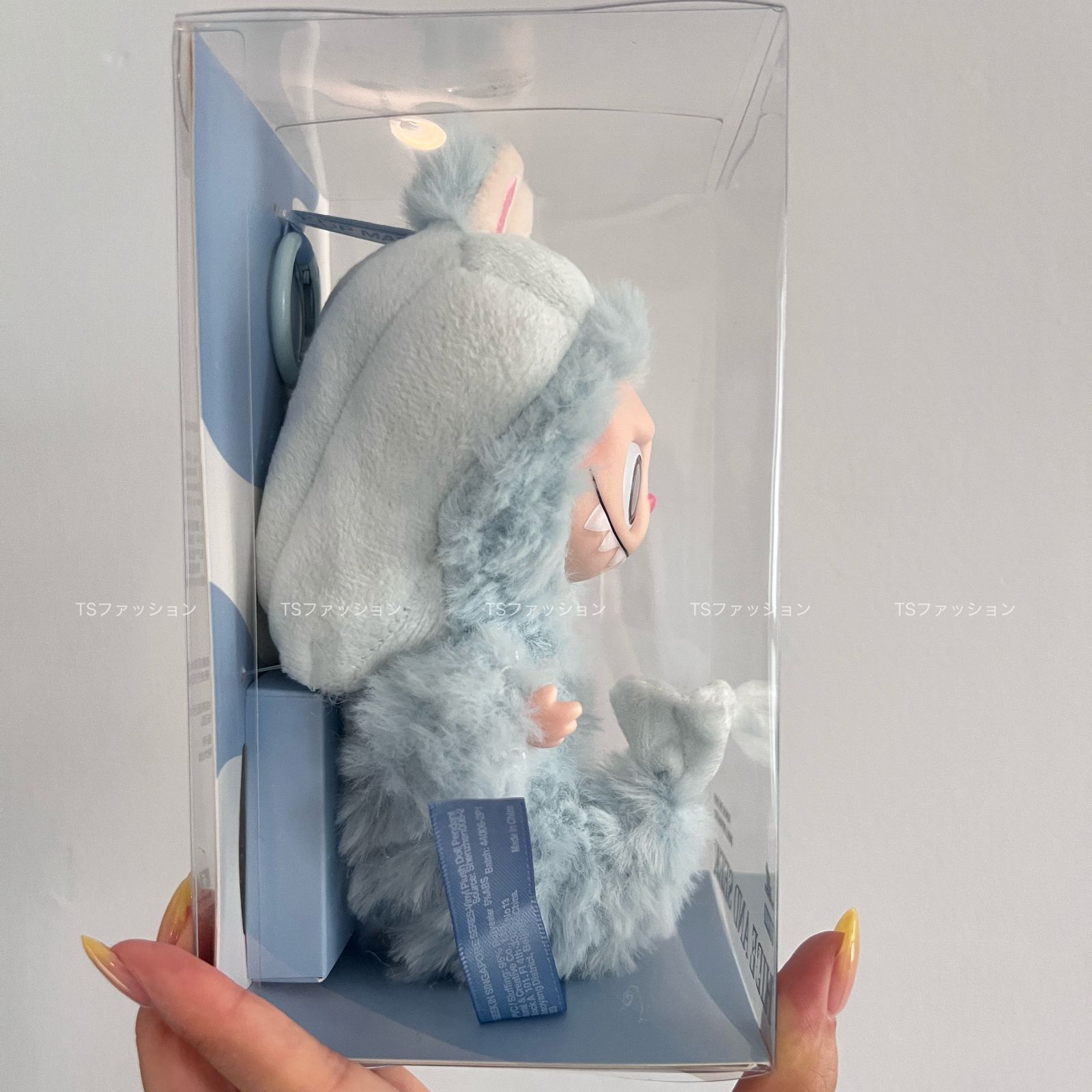 専用出品 LABUBU シンガポール限定 HIDE AND SEEK 限定正規品】 POPMART LABUBU シンガポール限定 HIDE AND SEEK
