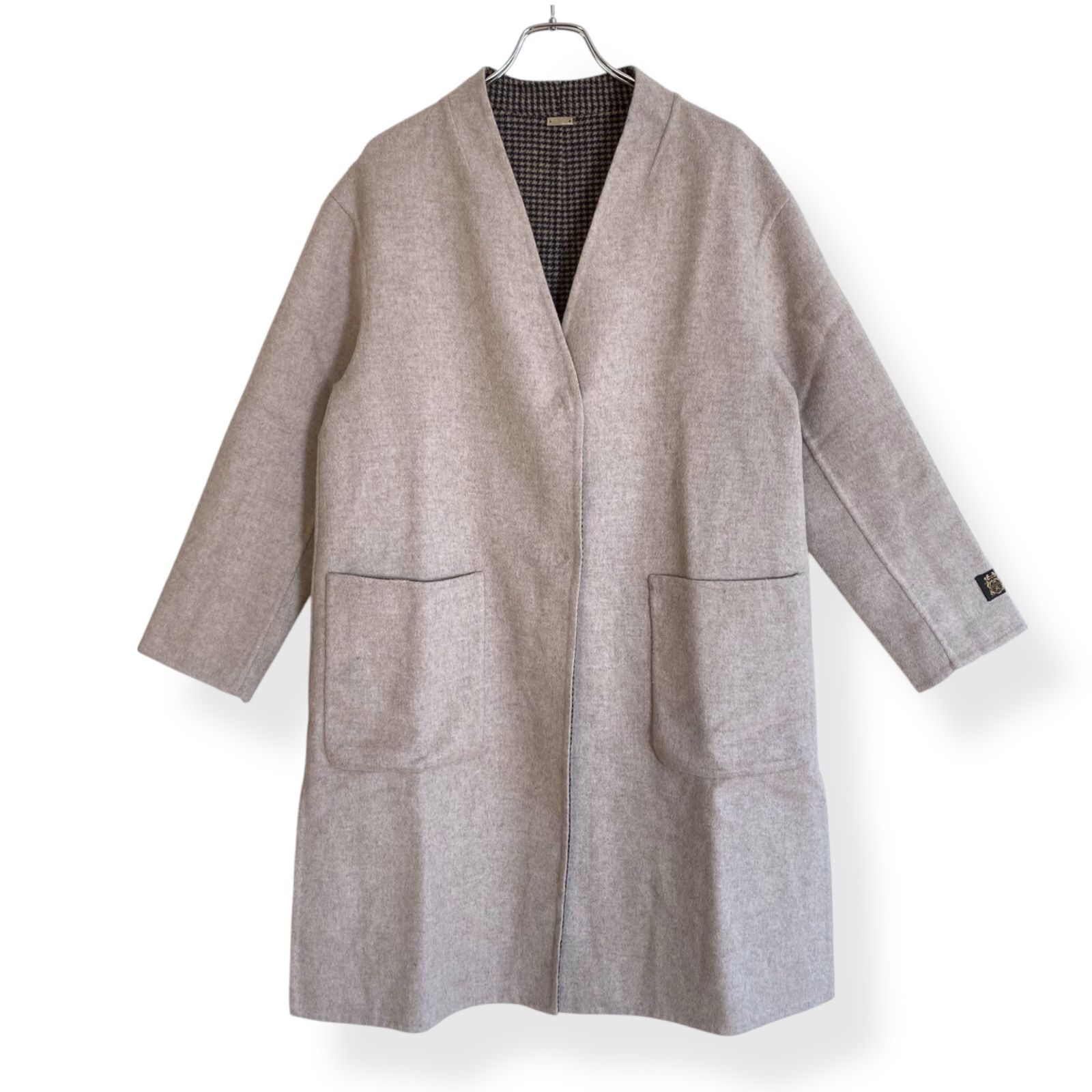 JIYUKU 自由区 オンワード樫山 ベージュ ノー コート ロングコート ナイロン混 42 Lサイズ相当 上質素材 レディース シンプル エレガント 744KZ