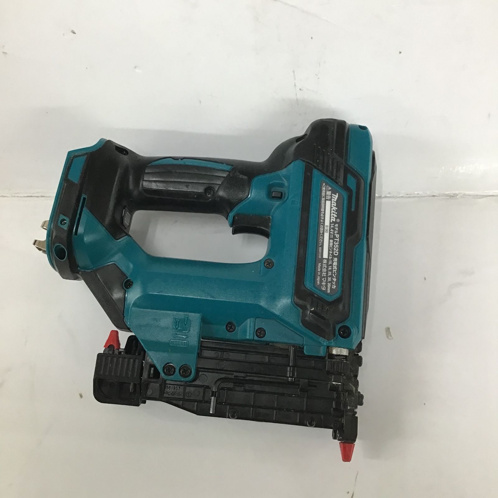 品】☆マキタ(makita) コードレスピンネイラ PT352DZK アクトツール町田店より出品♪-