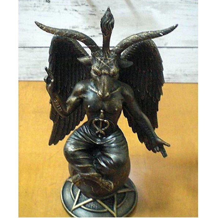 バフォメット像 オカルト悪魔崇拝 黙示録 彫像 サバトの牡山羊・五芒星