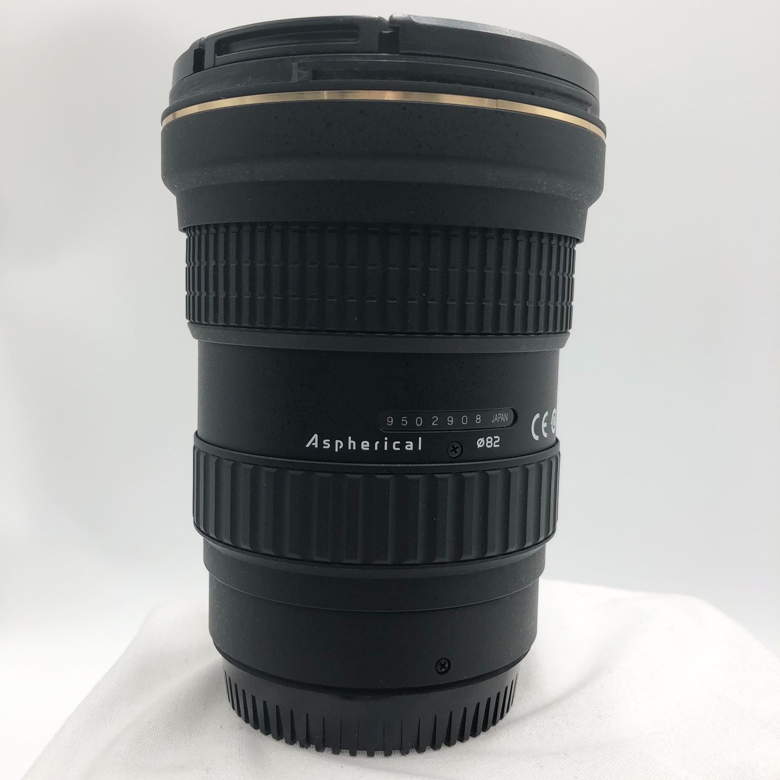 Tokina 超広角ズームレンズ