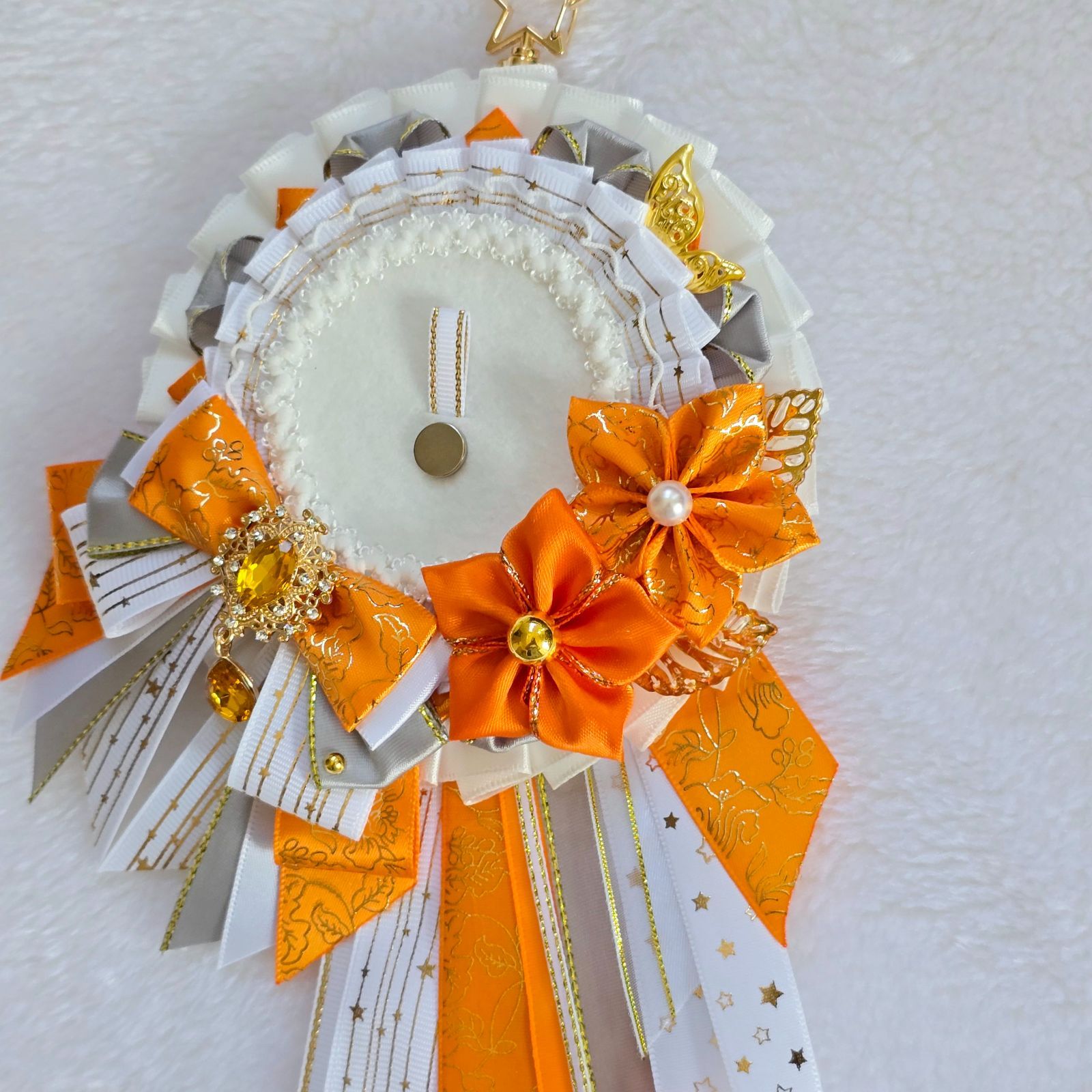 オーダー】 痛ロゼット 白 ×オレンジ色×シルバー 痛バ リボン カラー