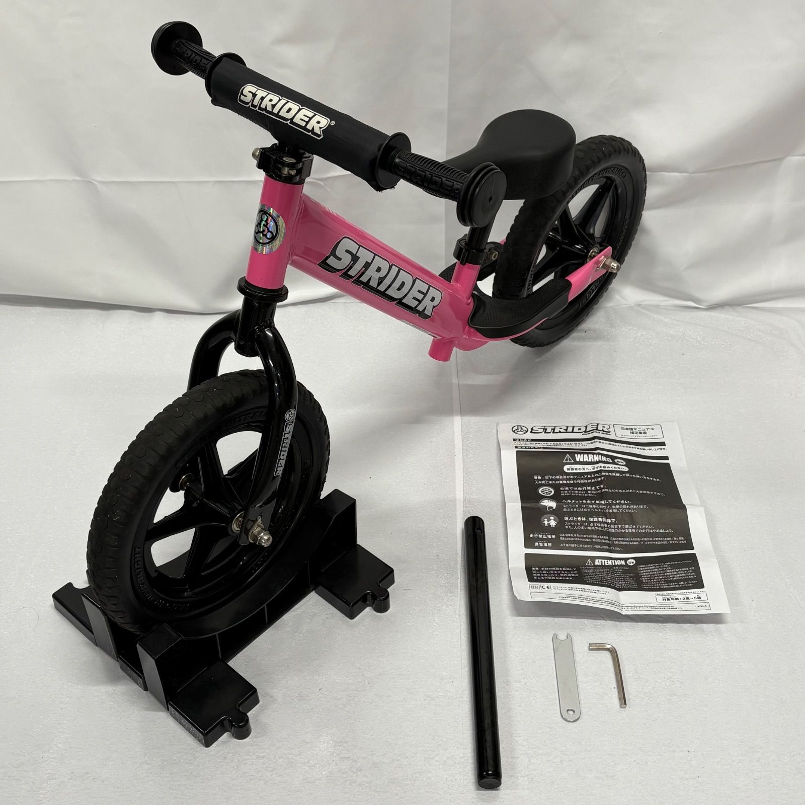 日本正規品 ストライダー スポーツ ピンク 12 インチ STRIDER 自転車