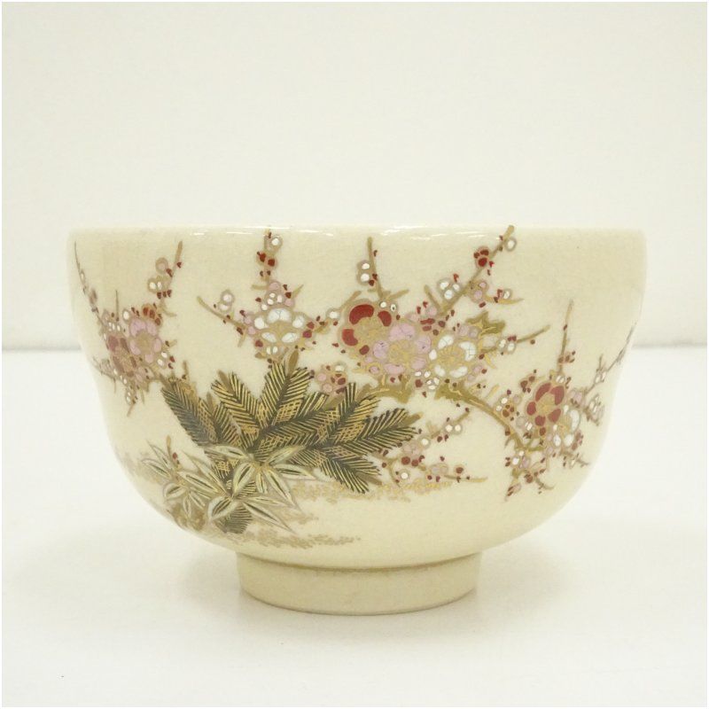 薩摩焼 十郎造 色絵金彩茶碗 共箱 茶道 抹茶 おしゃれ 抹茶茶碗 抹茶碗 和食器 レトロ 茶器 骨董 茶わん 茶会 茶の湯