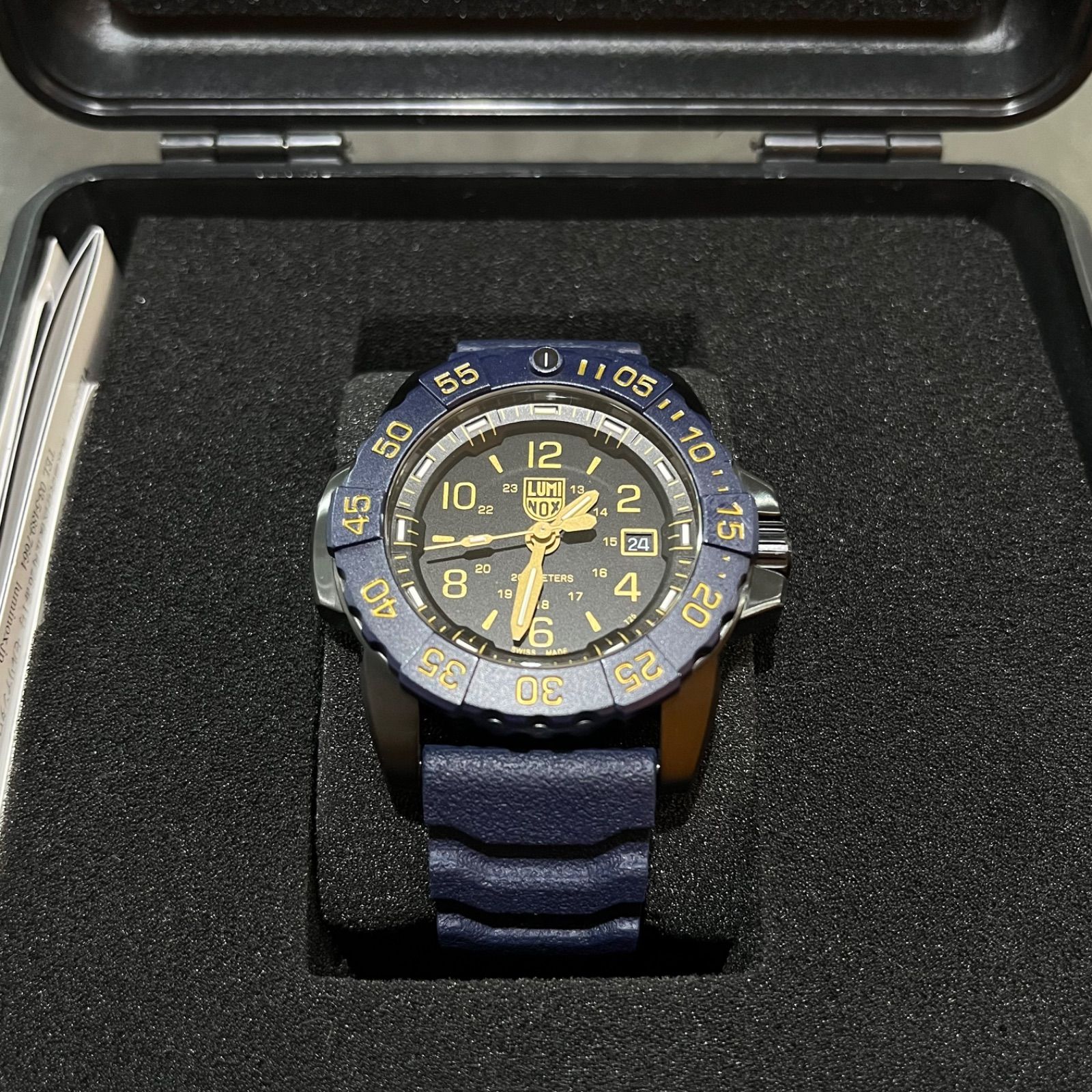 参考上代120230円 未使用品 Luminox NAVY SEAL FOUNDATION 3250 SERIES 