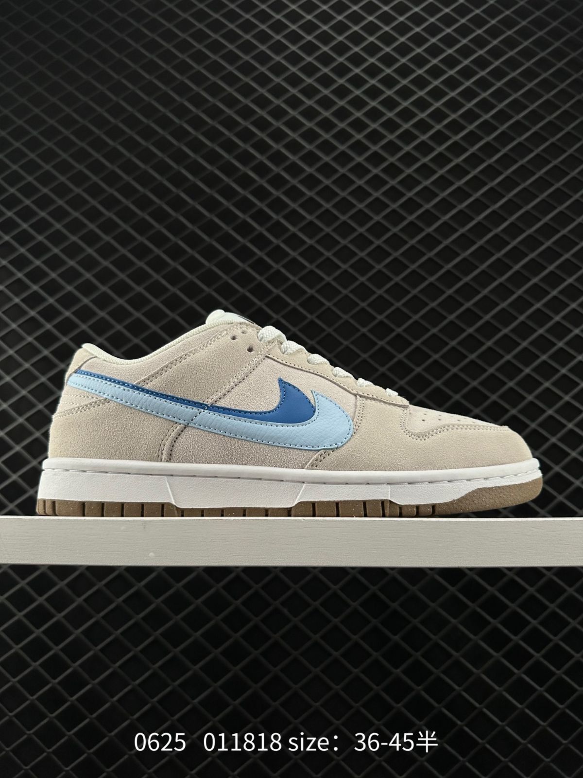 Nike Dunk Low Retro  DO9457 101