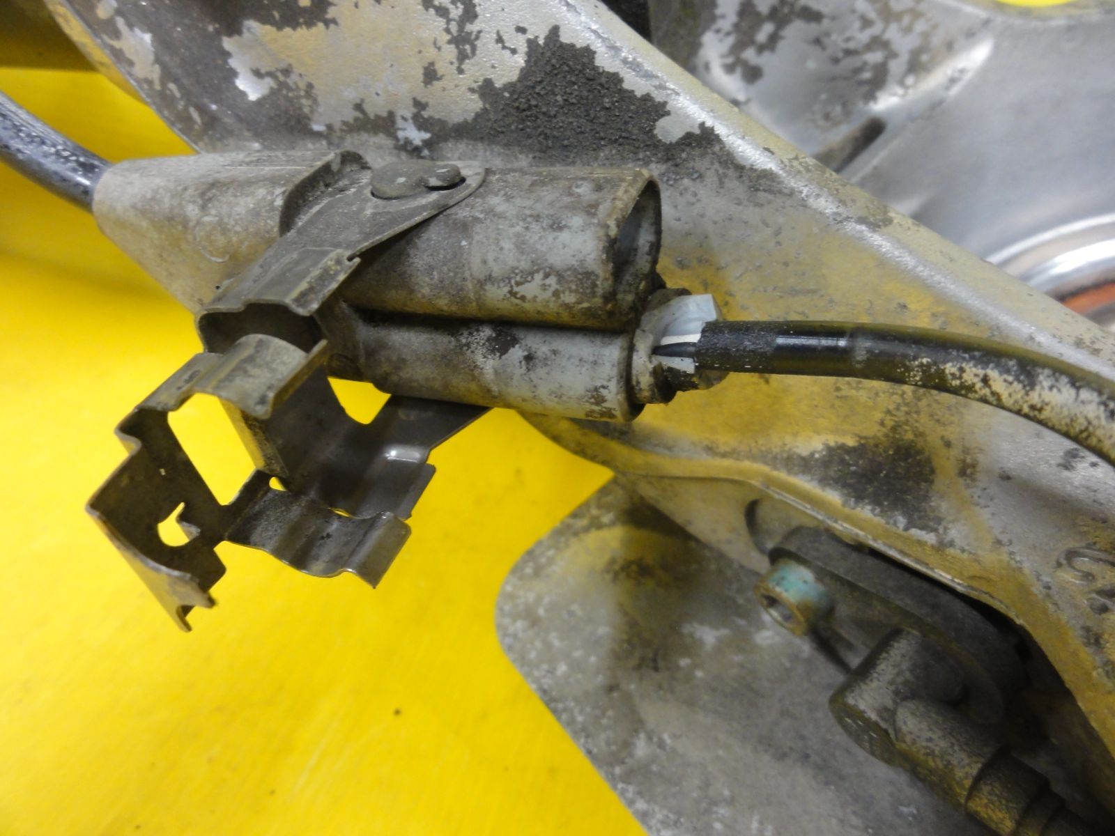 平成14年車 ポルシェ 98665 ボクスター 左 後ろ リア ストラット 走行距離45598㎞ 純正 F30523 FFCRYSTALESIA_COM