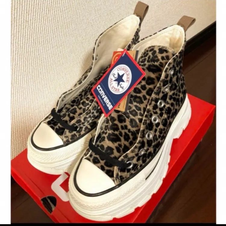 CONVERSE オールスター トレックウエーブ アニマルファーHI - メルカリ