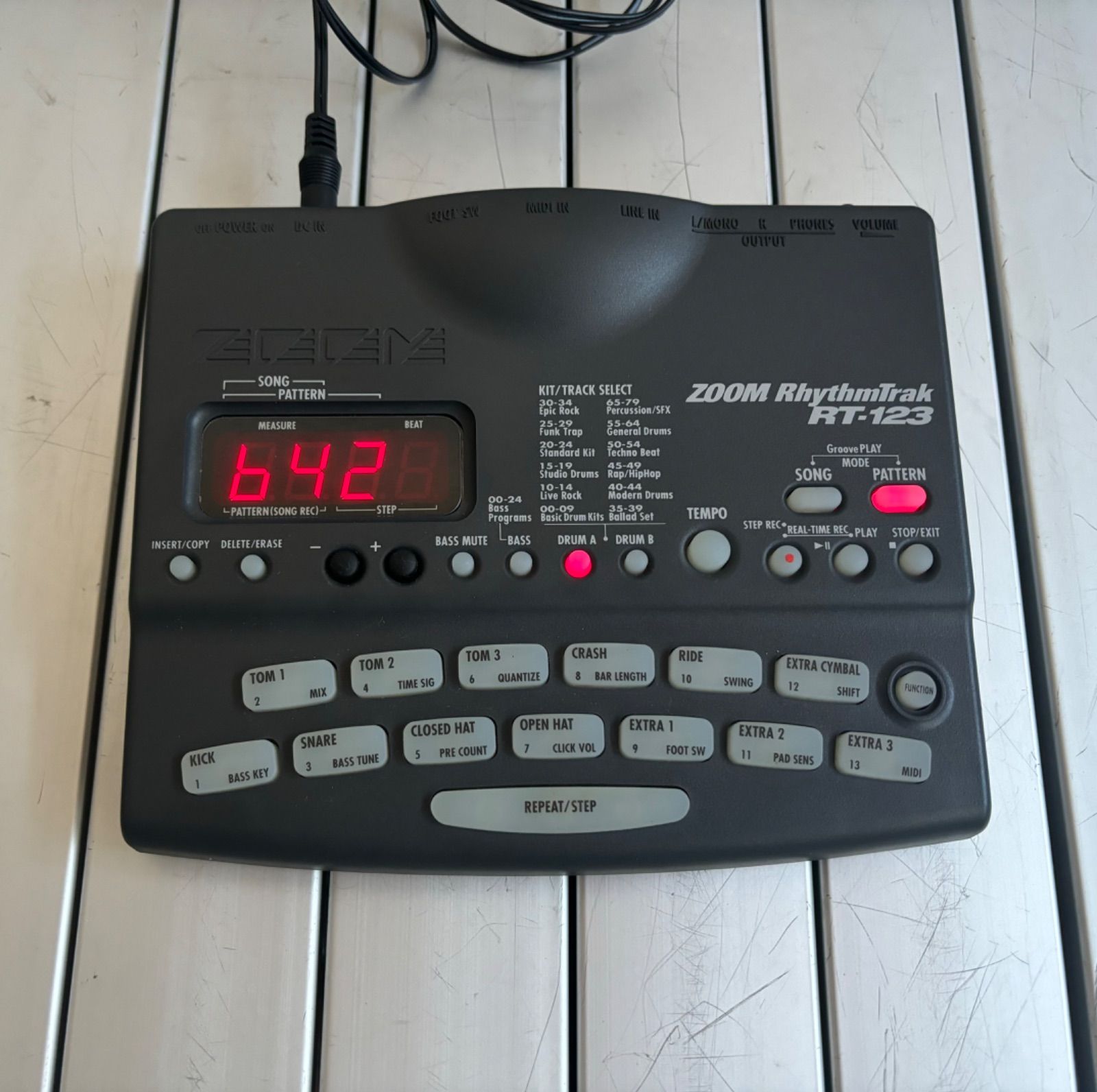 ZOOM RhythmTrak RT-123 ズーム リズムマシン - DTM/DAW