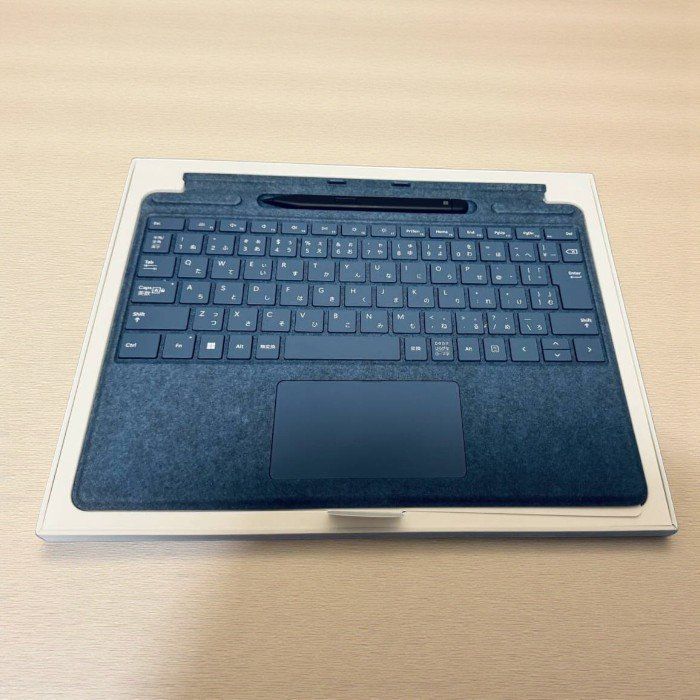Microsoft マイクロソフト Surface Pro キーボード 8X6-00115 サファイア スリムペン2付 Alcantara素材 日本語配列