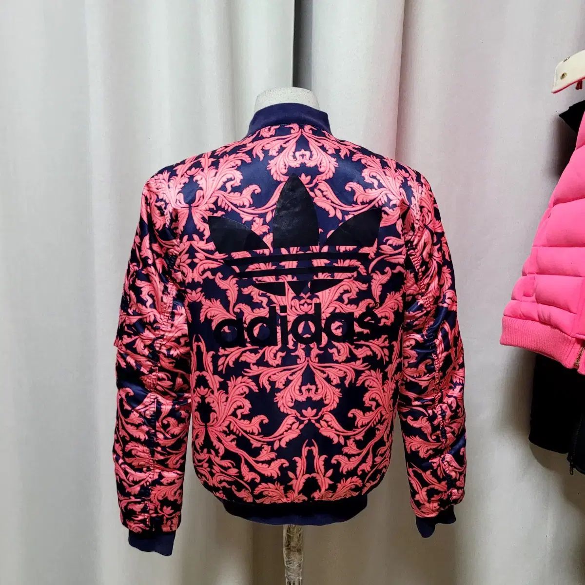 adidas アディダス