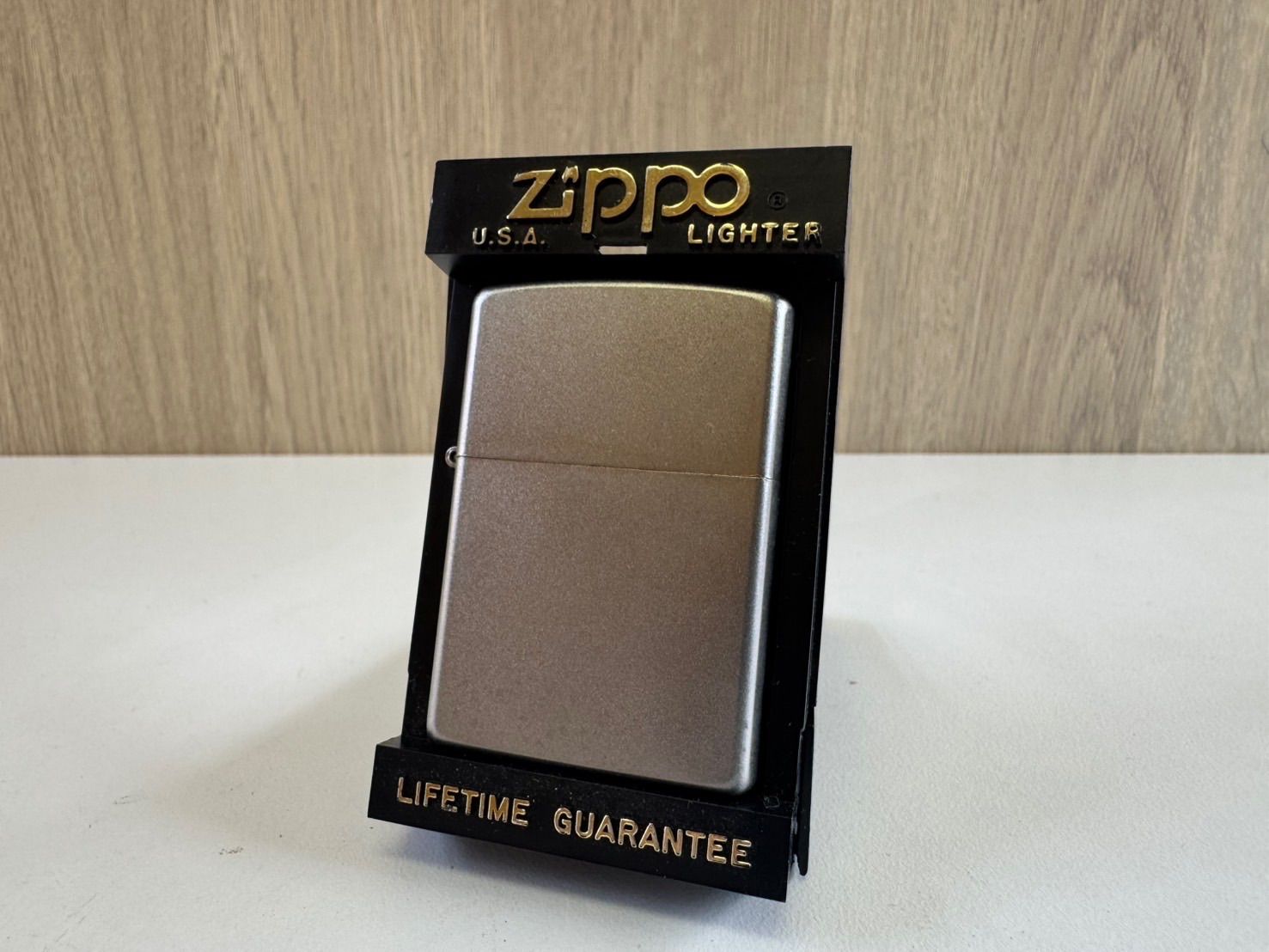 特価Zippo Lighter, United States Bald Eagle Crest - Brushed Chrome 81064並行輸入商品 U.S. ARMY GREEN ZIPPLO LIGHTER