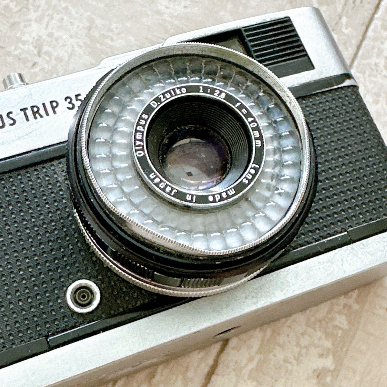 カメラ 【完動品・美品・作例有】オリンパス トリップ35 フィルムカメラ
