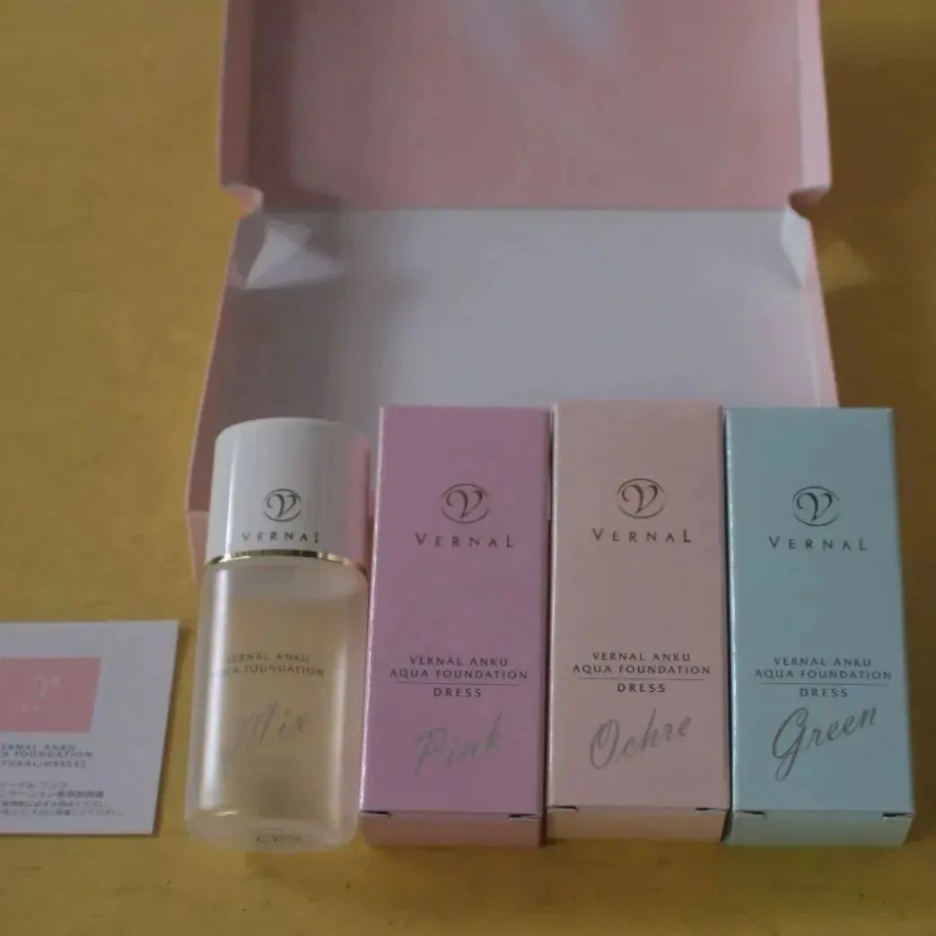 新品ヴァーナルアンク アクアファンデーション ドレスタイプセット