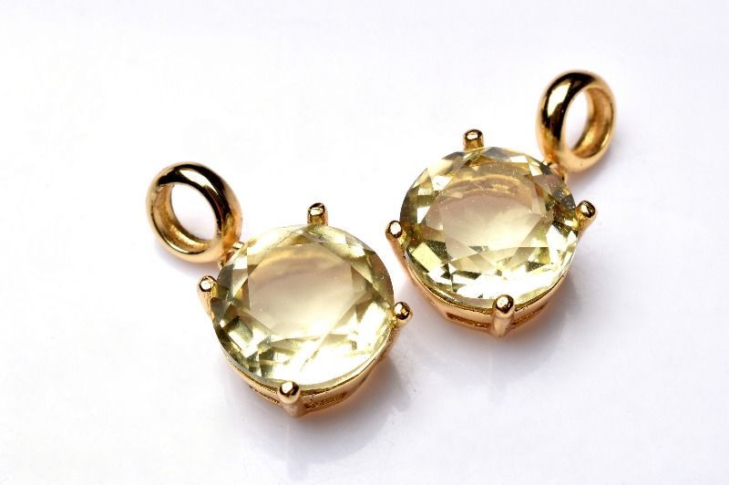 特別な鑑別書付きリビアングラス❤シルバーリング希少宝石質❤ 鑑別書付きリビアングラス宝石質シルバーリング❤freeサイズ シルバー