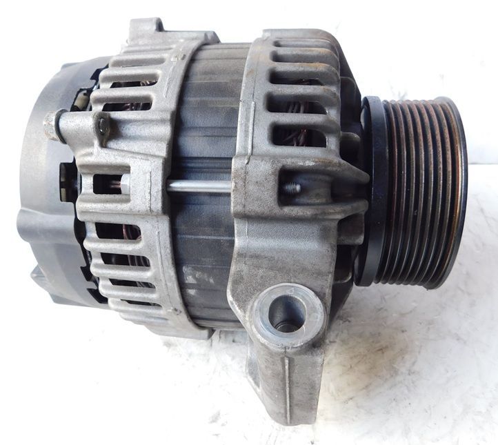 ●オルタネーター●ボッシュ 三菱ふそう大型トラック用 0-128-821-008 品 程度A コア返却不要